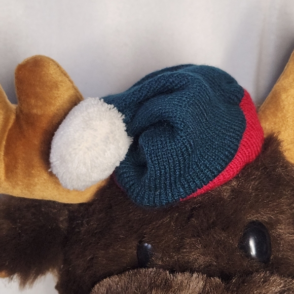 Meet Cocoa The 26" Holiday Moose Stuffed Animal The Perfect Holiday Companion - Picture 7 of 13